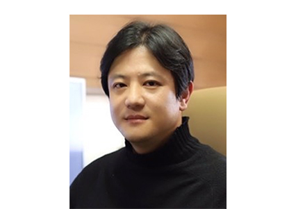 이성식 교수 - 교육부 장관 표창 수상 특성화대학 반도체 인재 양성 기여 업적